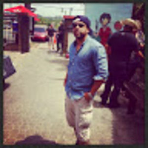 Meet your Posher, Derick